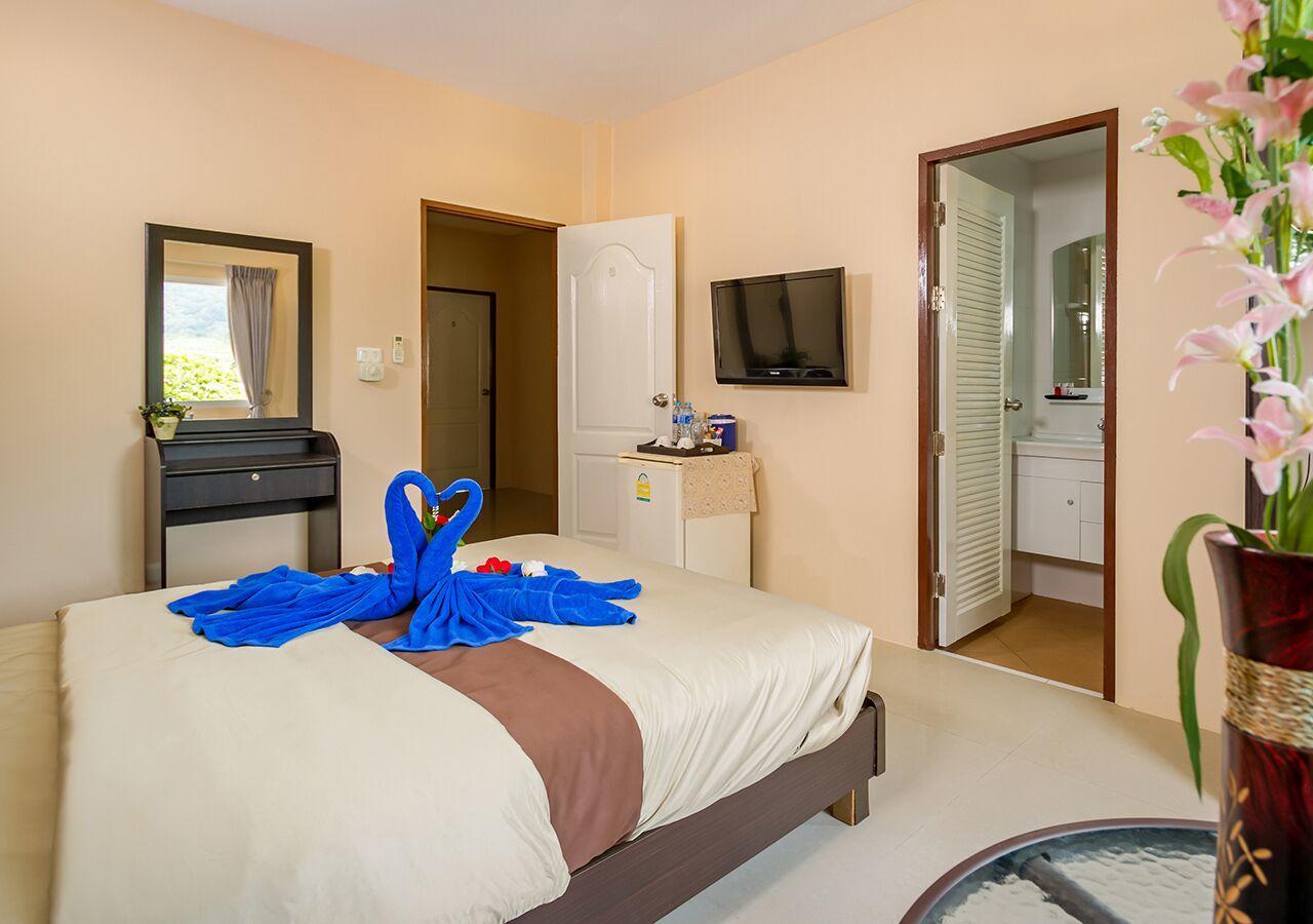 Tropical Sands Nai Harn Exterior photo